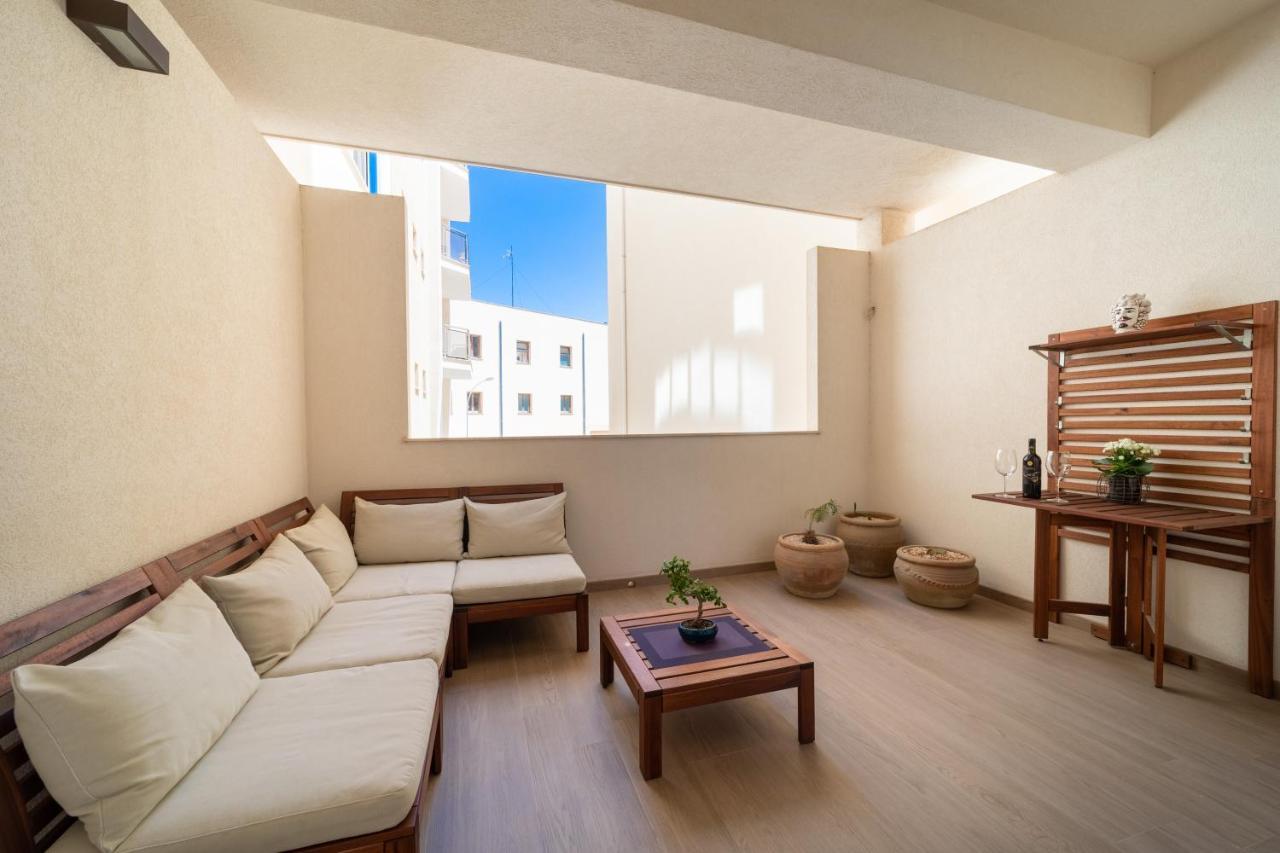 Golden Apartment Marsala Bagian luar foto